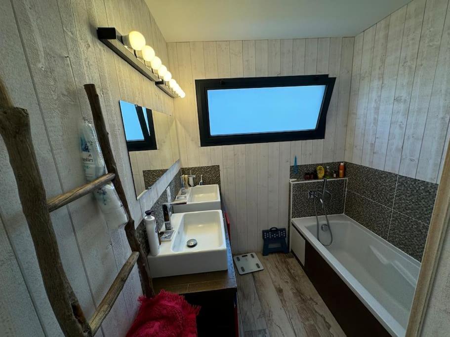 Luxury Villa With Pool And View Juvignac Dış mekan fotoğraf
